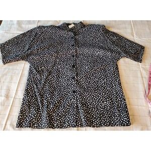 Estero Sport Short-Sleeve Button-Down Shirt Women Sz M Shoulder Pads Polka-dots